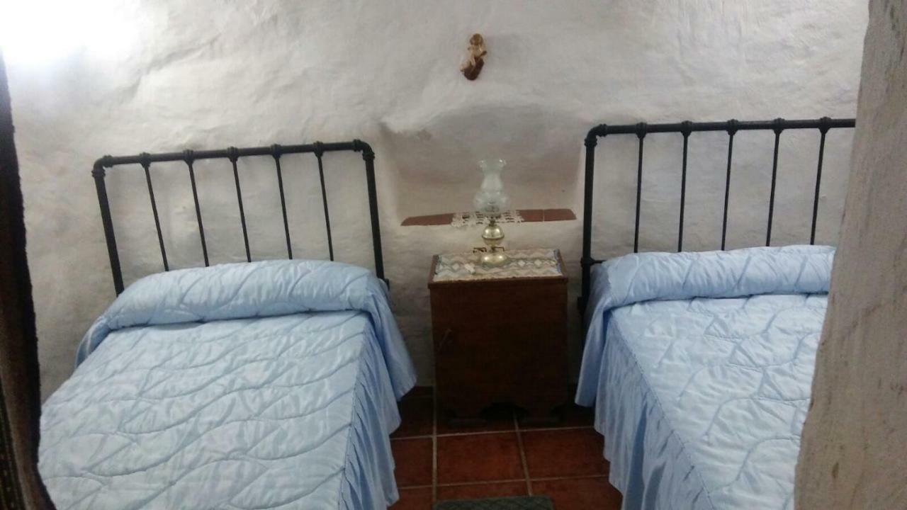 Hostal Cueva Rural La Noguera Pegalajar Exterior foto